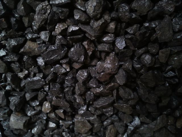 schwarz granitsplitt
